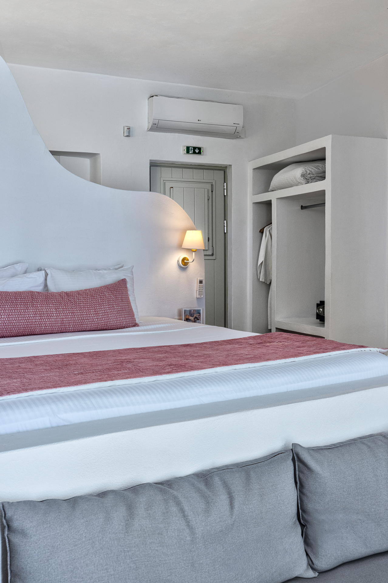 Honeymoon, Villa, Sea View, Private Pool, Desiterra Santorini 5/10