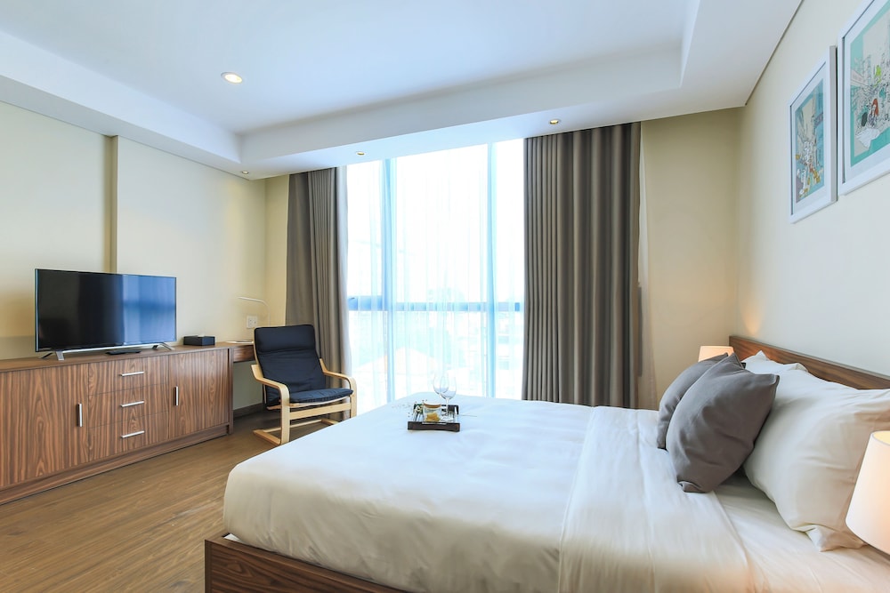 Aurora Serviced Apartments - Adults Only 8/39