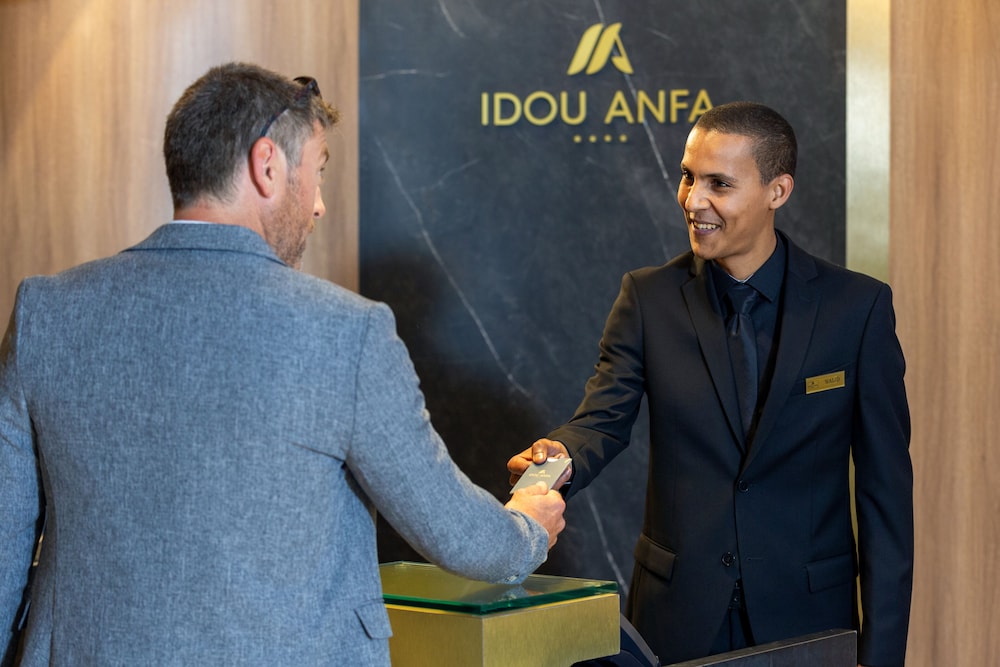 Idou Anfa 6/64