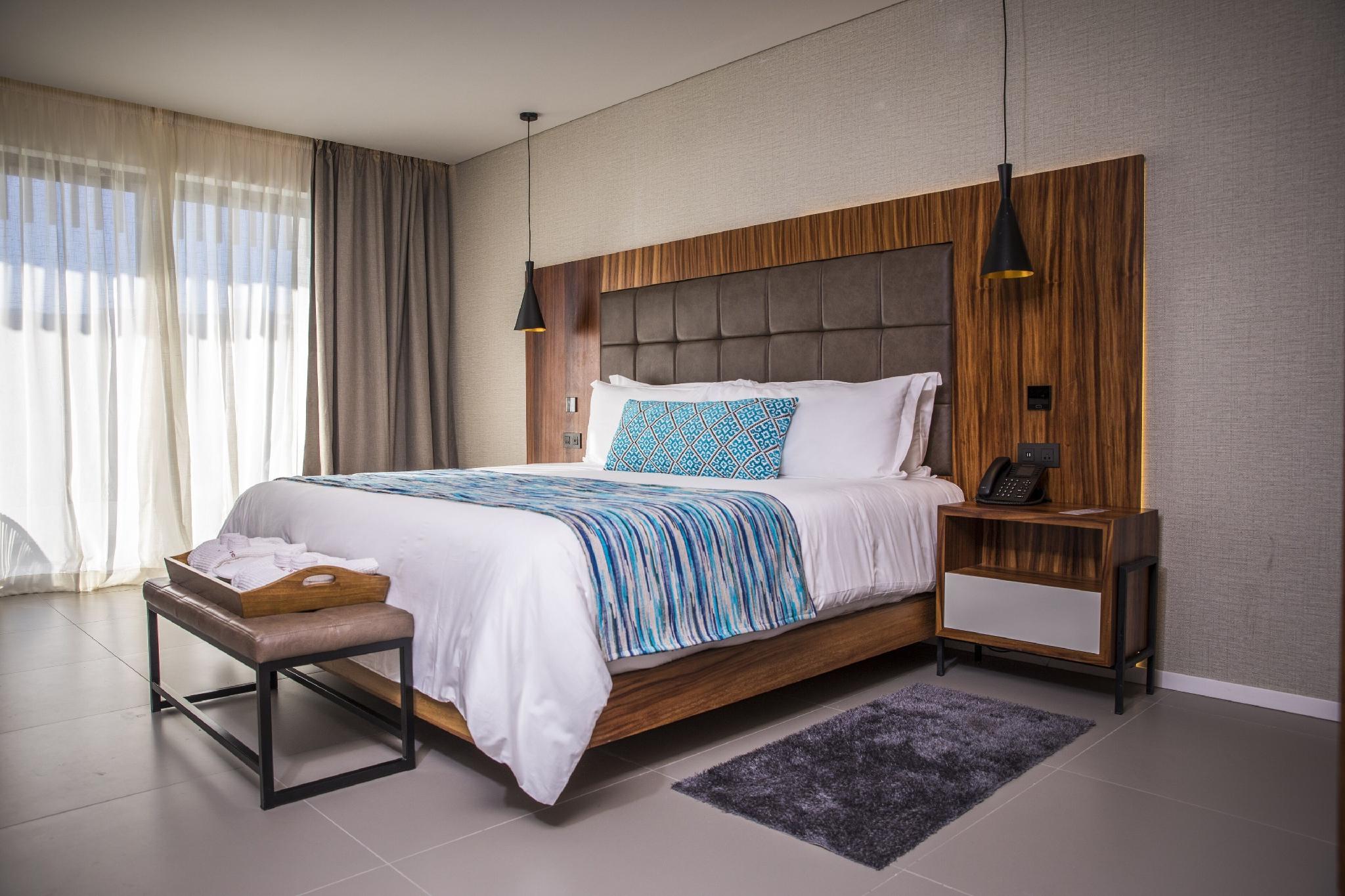 1 Bedroom, Club, Suite, Outdoor Jetted Tub, Adult Only