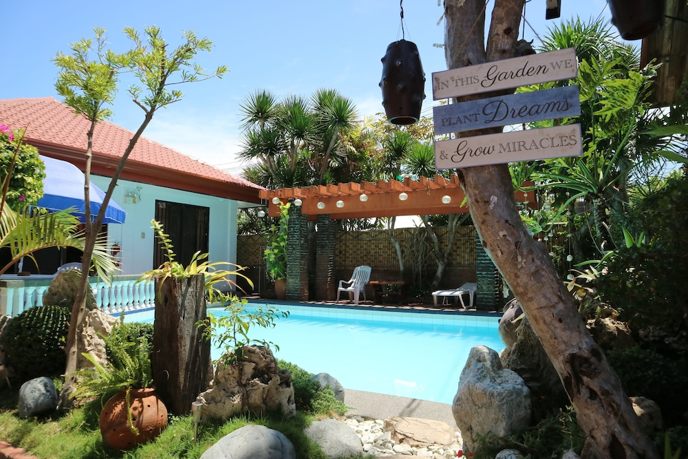 Isla Bonita Beach Resort 62/67