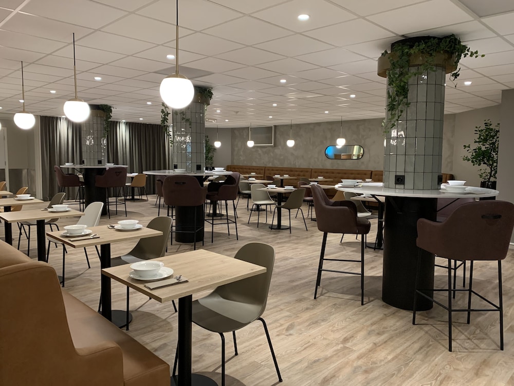 Anker Hotel 43/62