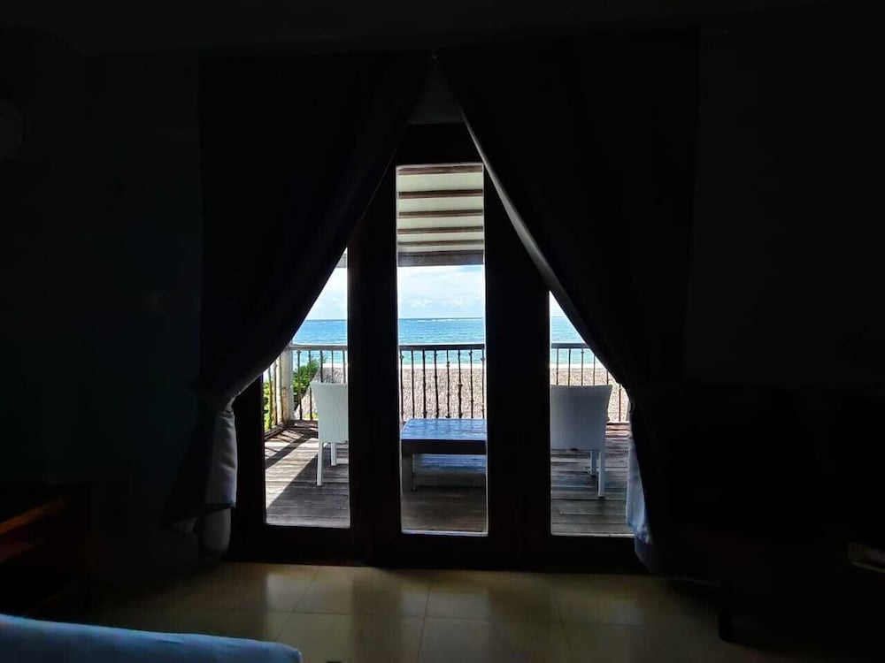 Reef Beach Resort 31/69