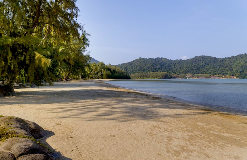 Peninsula Beach Resort 41/49