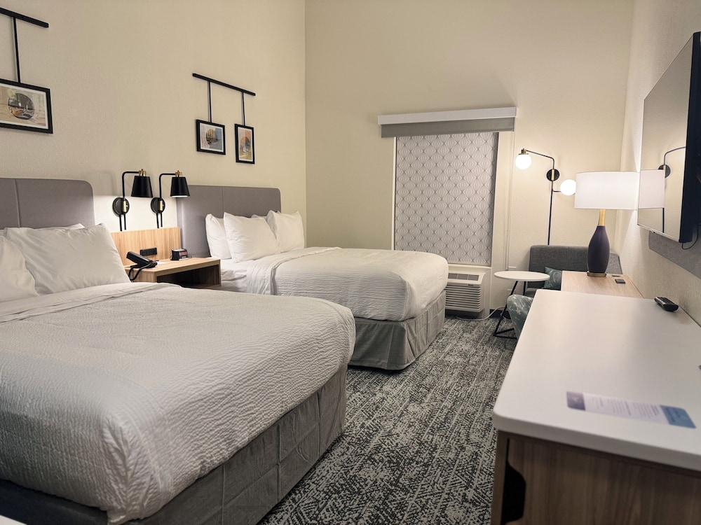 Sleep Inn & Suites Ashland City, TN 27/50