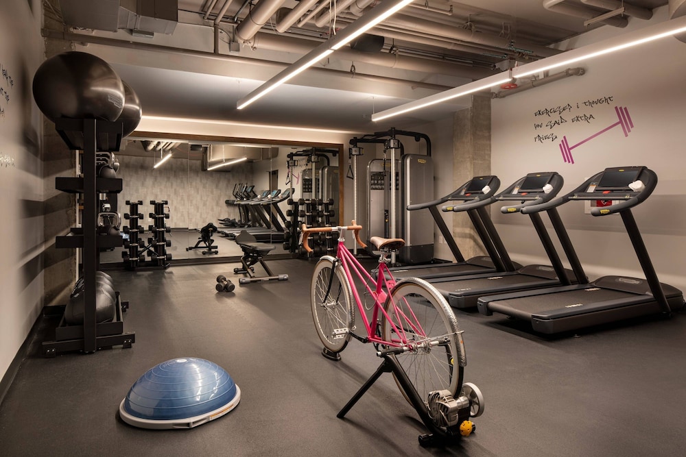 Moxy Louisville Downtown 36/61