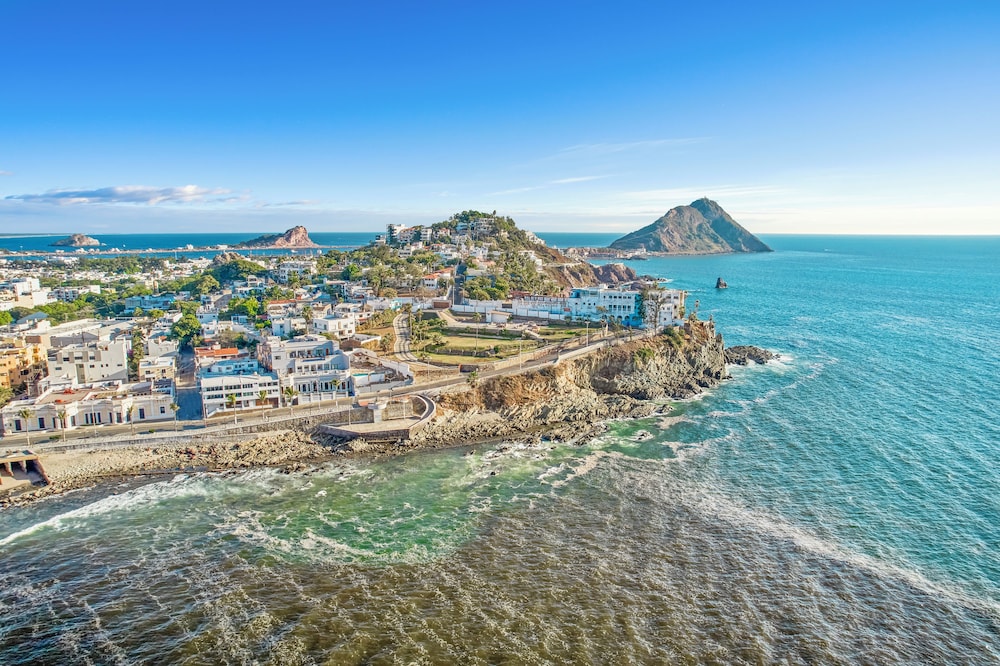 Casa Lucila Mazatlan Curamoria Collection 44/50