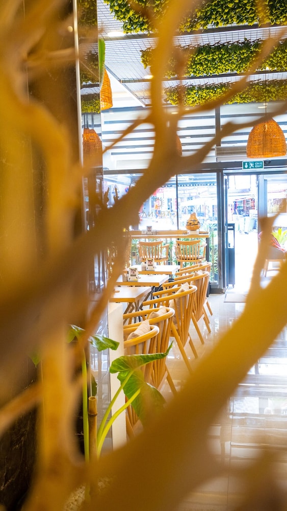 Cabana Boutique Hotel & Cafe 22/35