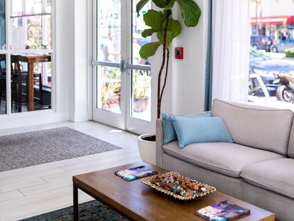 CASA Boutique Hotel 39/59