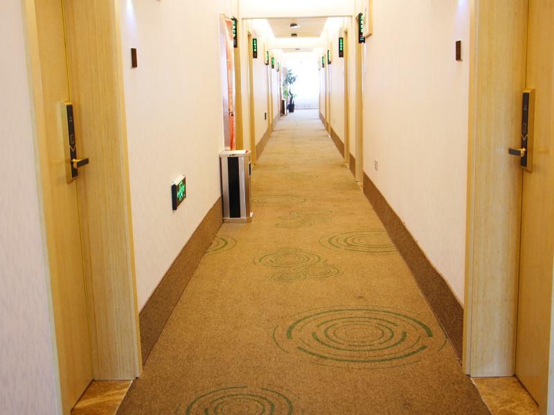 GreenTree Inn Hainan Tibetan autonomous prefecture Gonghe County Express Hotel 6/15