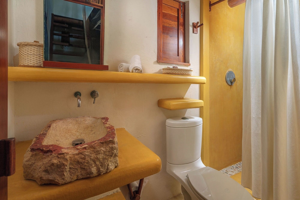 Hotel El Pueblito 49/50