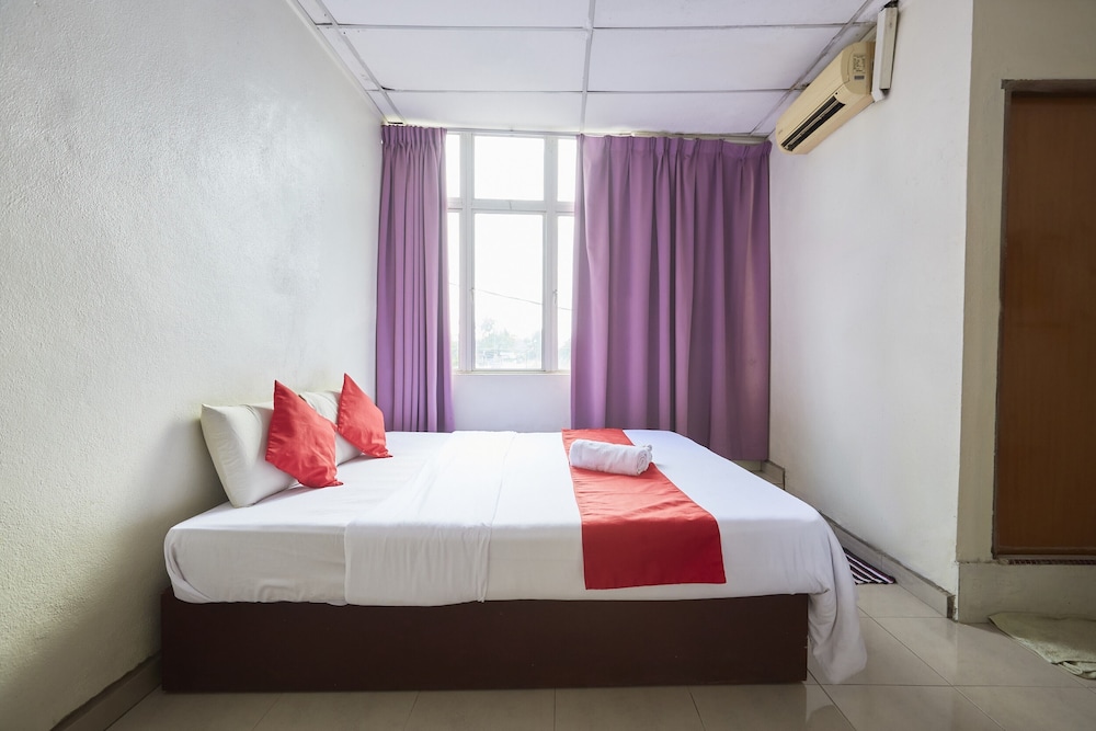 OYO 885 Jerteh Hotel 7/31