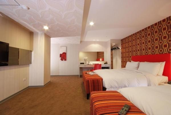 Deluxe, Family, 2 Double Beds, No Window