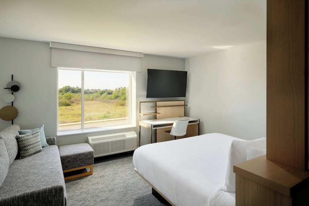 Towneplace Suites By Marriott Fort Myers Southeast 7/21