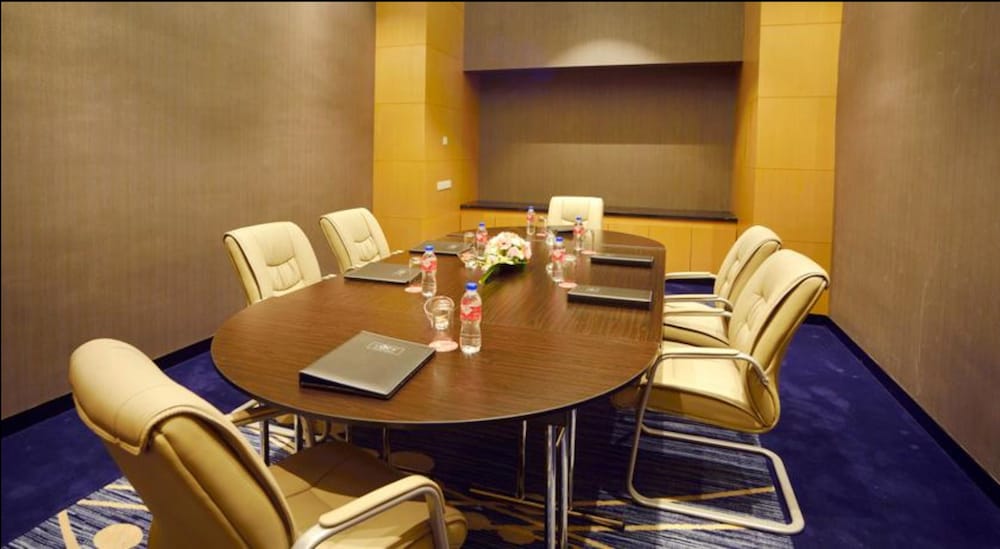 Lexis Suites Penang 39/47