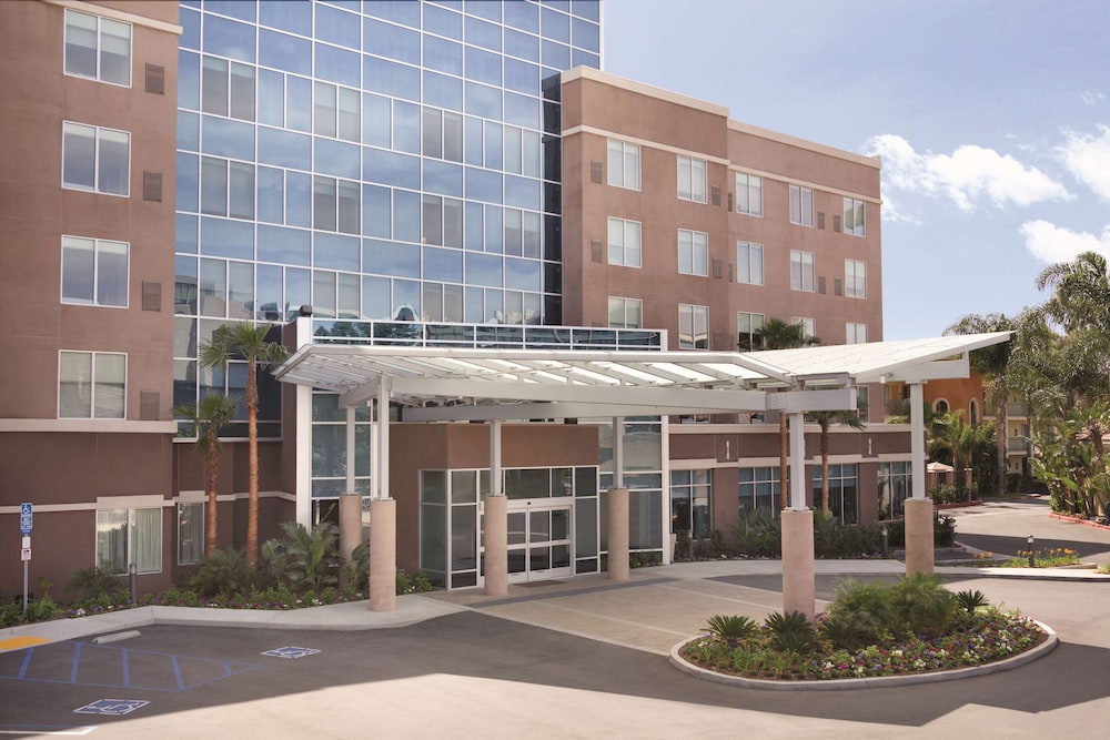 Hyatt Place At Anaheim Resort Convention Center in ANAHEIM - CA