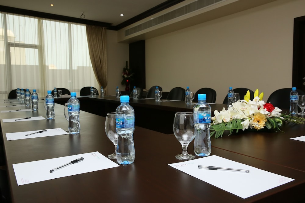 ROYAL PHOENICIA HOTEL 43/50