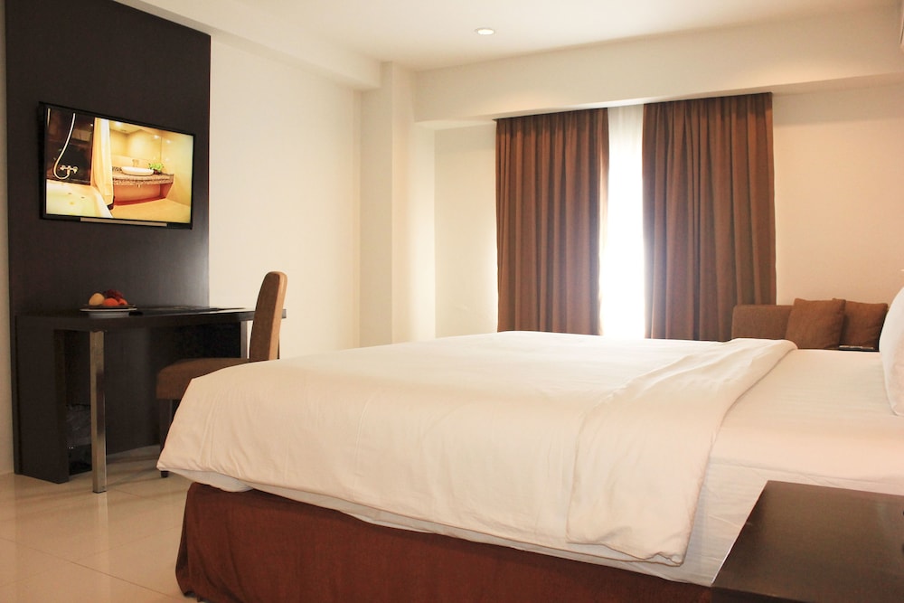 Grand Asia Hotel 15/43