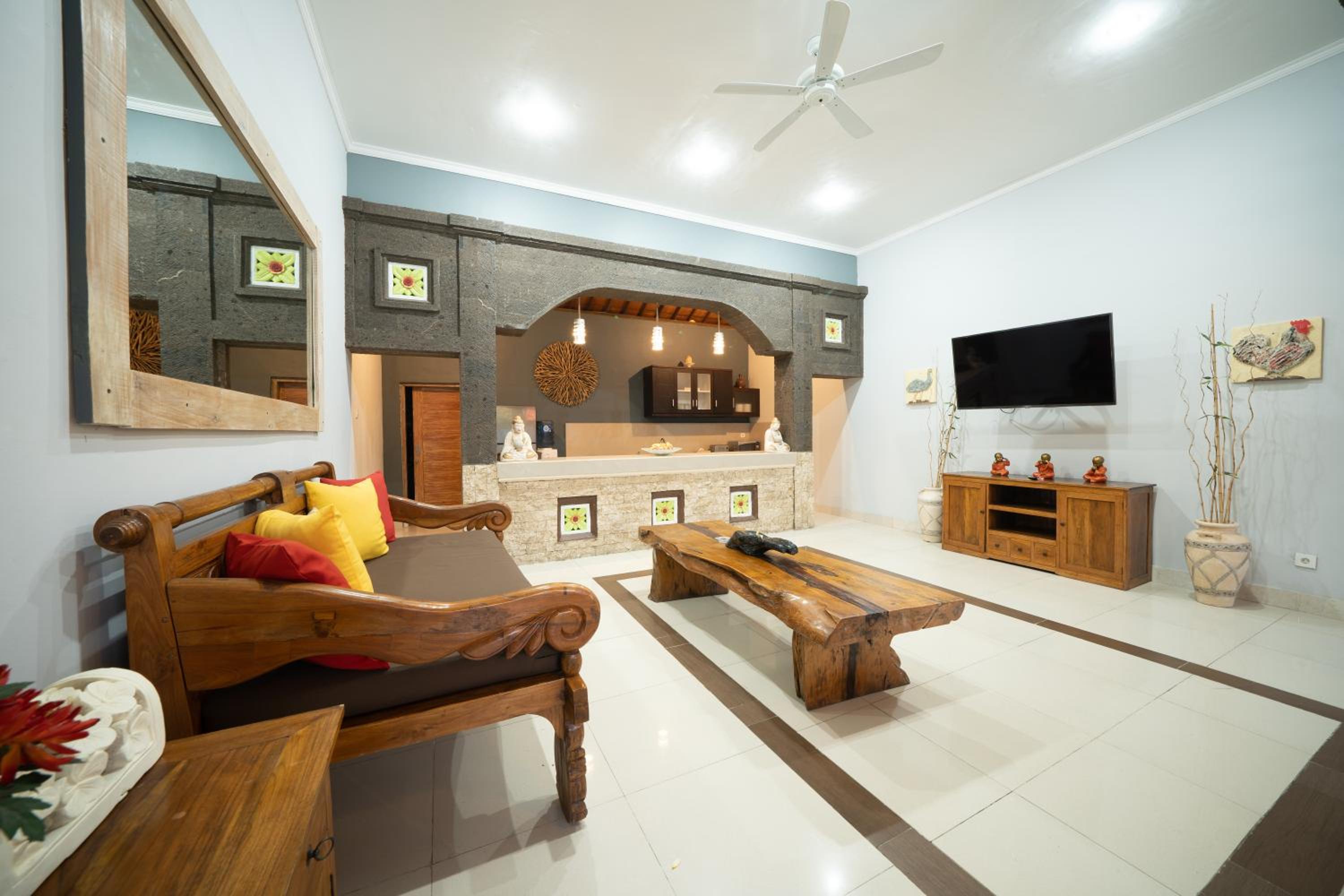 The Catur Villa 32/50