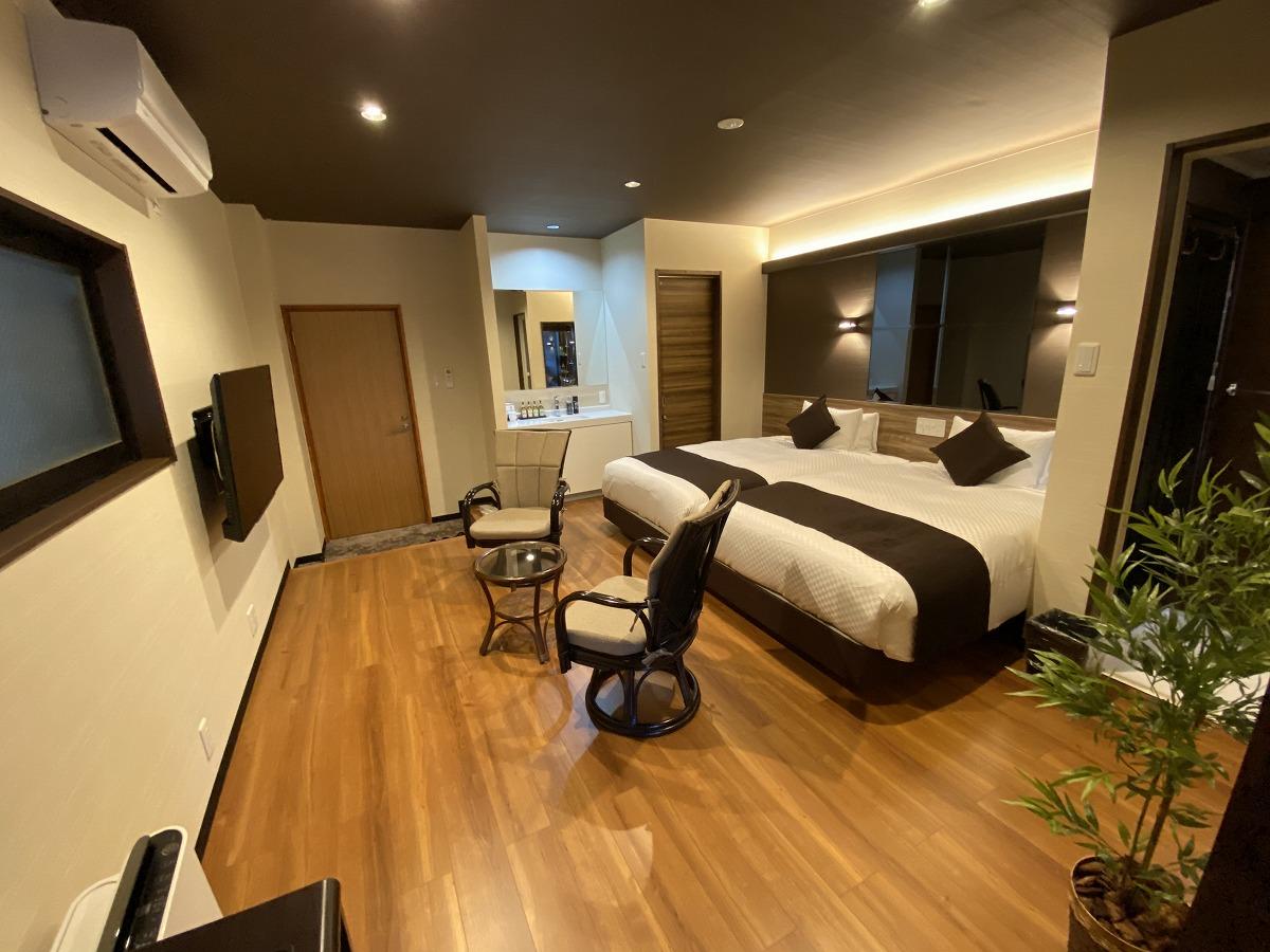 Western, Modern, Me, Standard, Twin Beds, Mountain View, Night View, Smoking