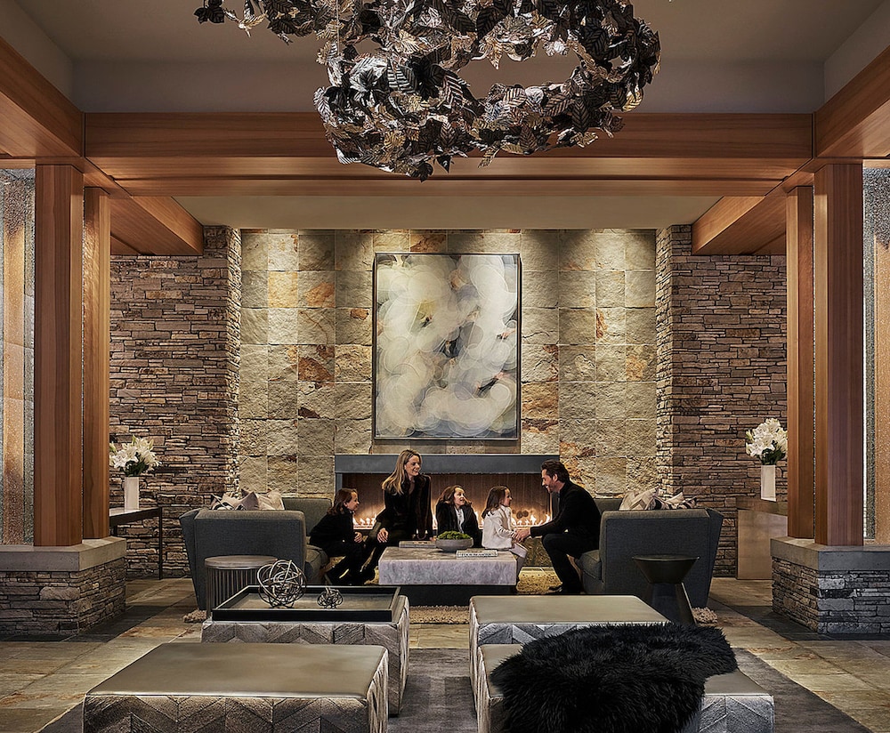 Four Seasons Resort Whistler 71/100