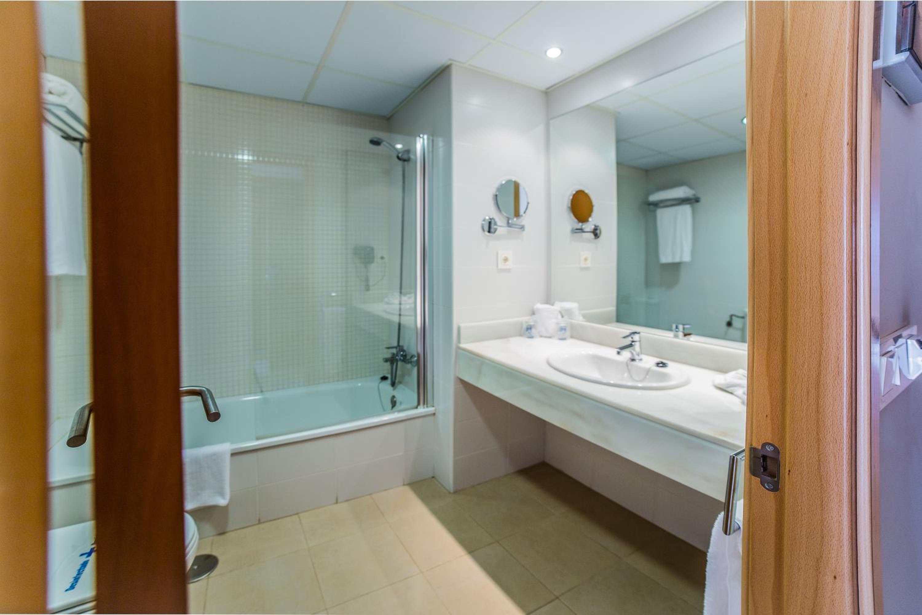Adaria Vera Hotel 48/50
