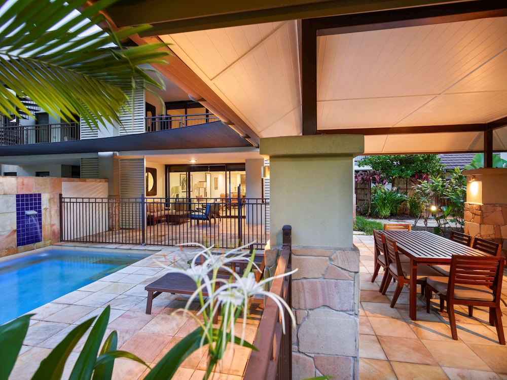 Pullman Port Douglas Sea Temple Resort and Spa 11/76