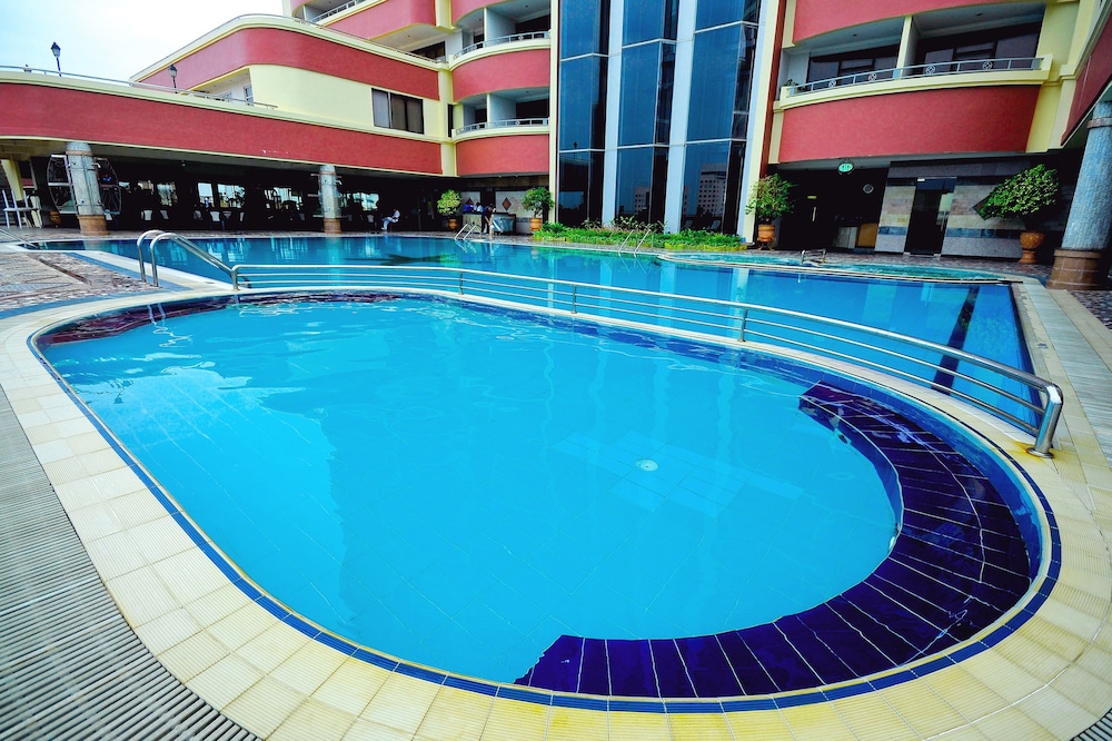 Planet Holiday Hotel And Residence 6/69