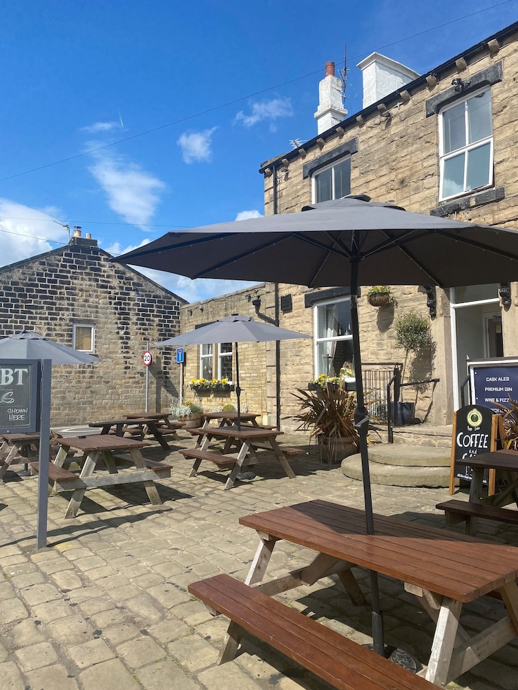 The White Swan 54/61