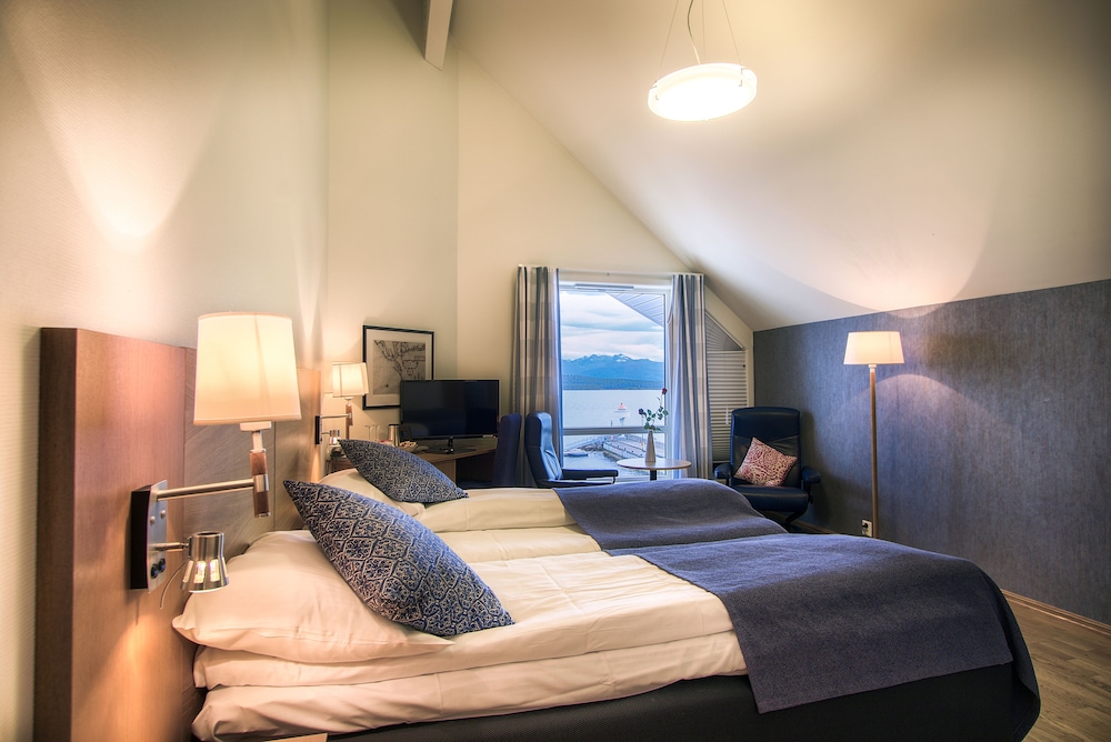 Hotell Molde Fjordstuer 13/37