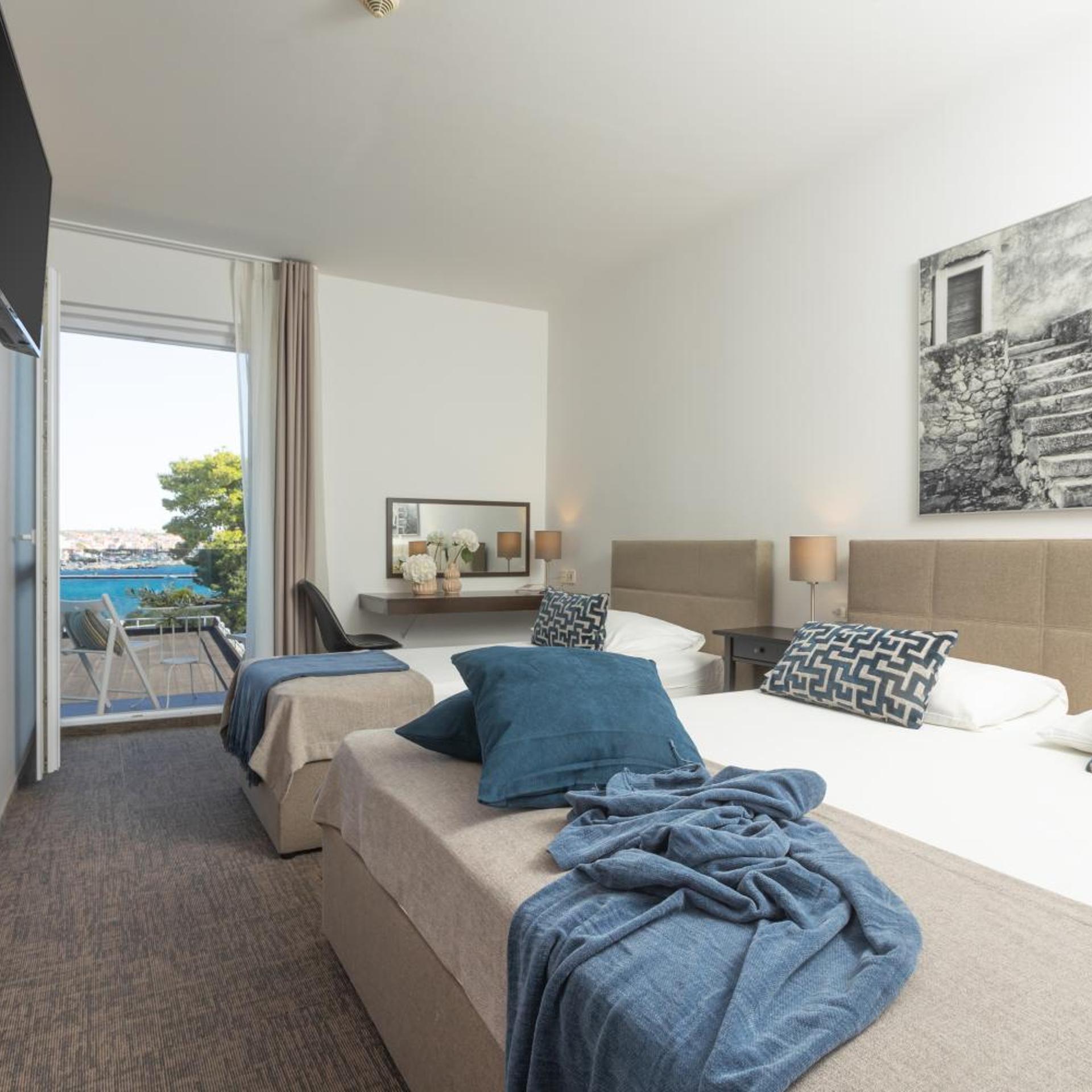 Superior, Double Bed, Sea Side, Balcony