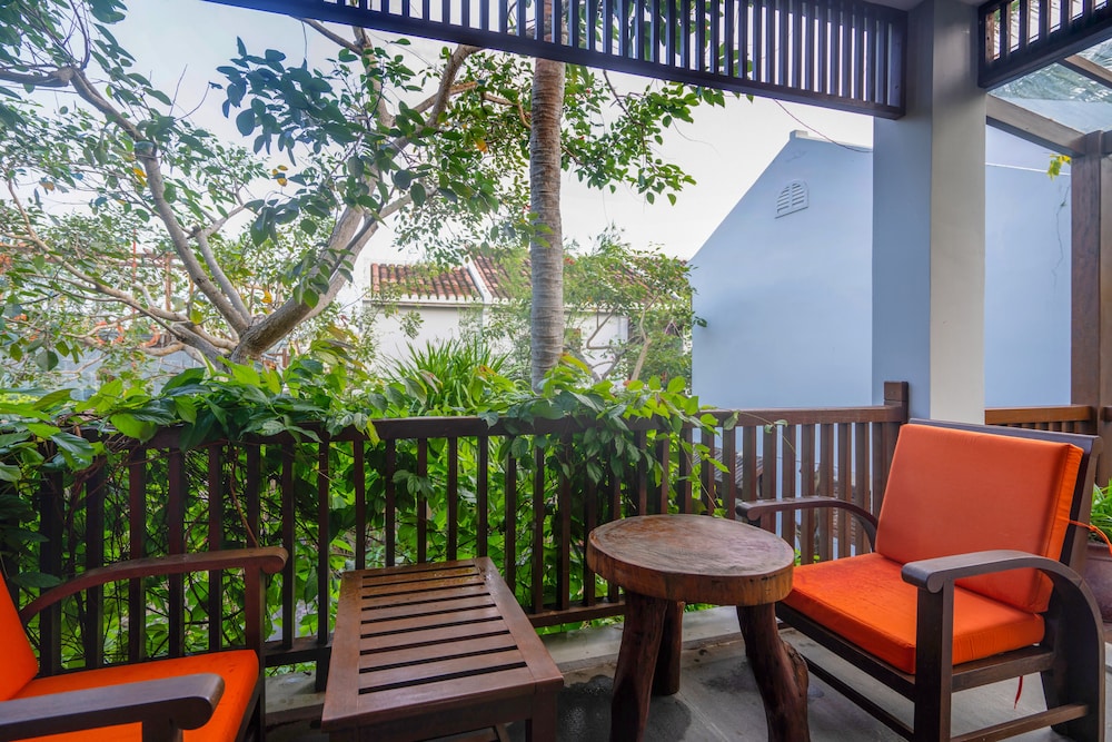 Hoi An Chic 64/76