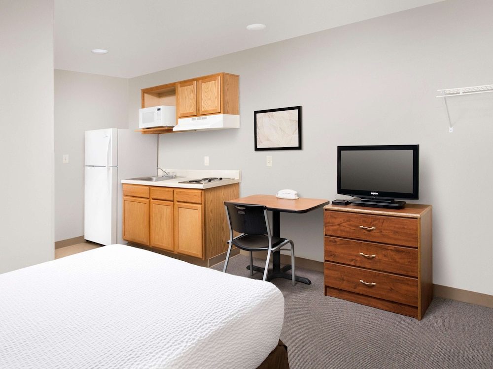 Studio 6 Extended Stay Wichita South KS 18/51