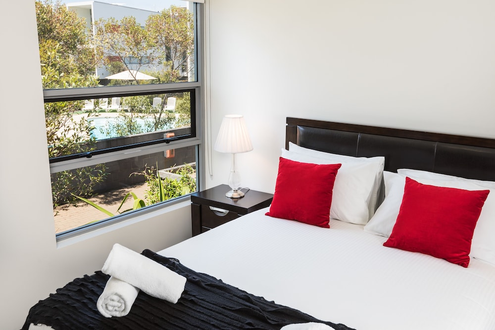 COAST RESORT MERIMBULA 14/43