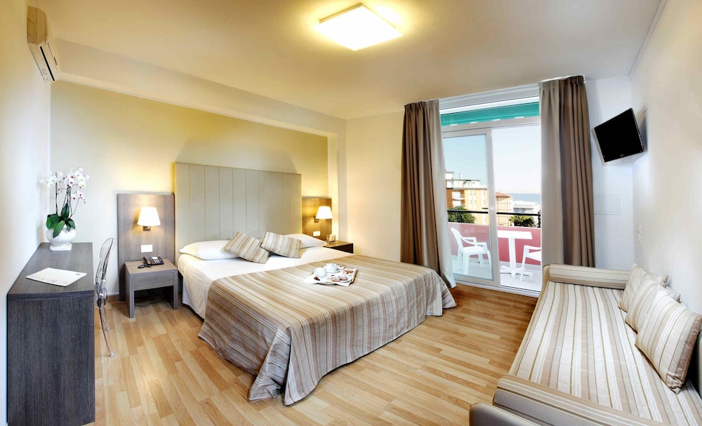 Bembo Hotel 18/36