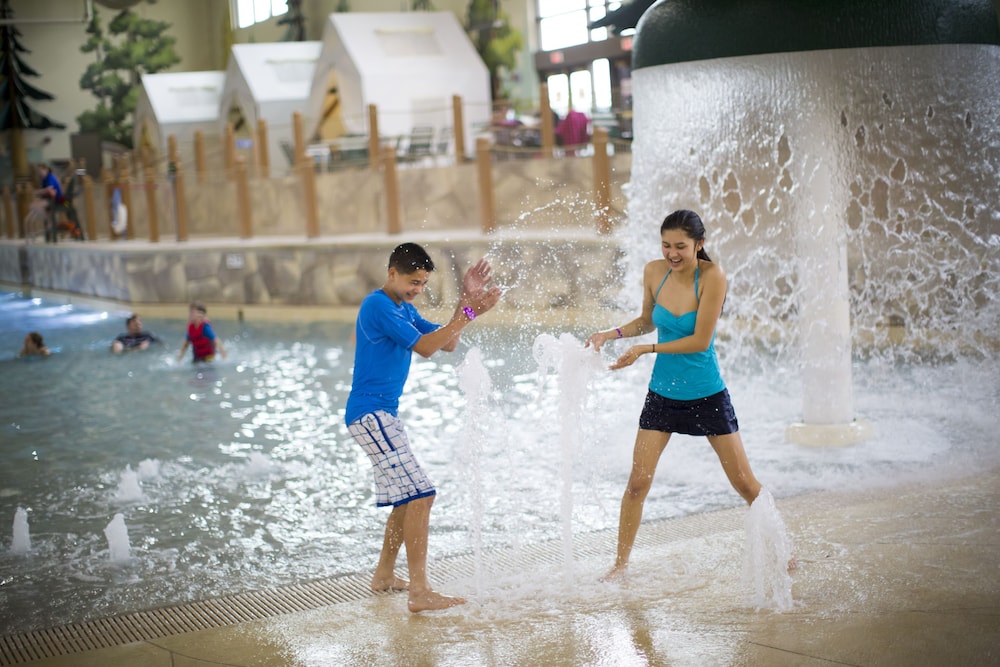 Great Wolf Lodge Concord Charlotte 37/76
