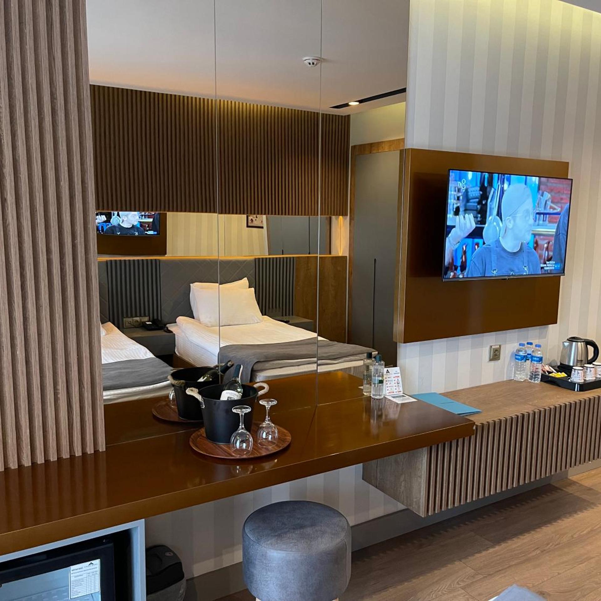 Hotel Aras 37/50