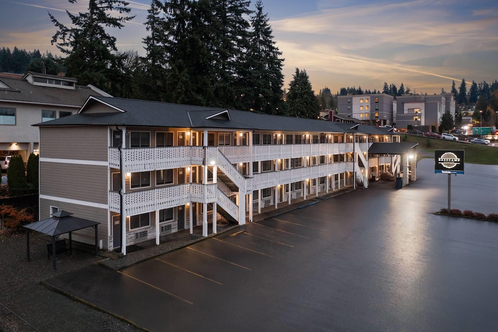 Basecamp Puyallup a Travelodge by Wyndham 4/50