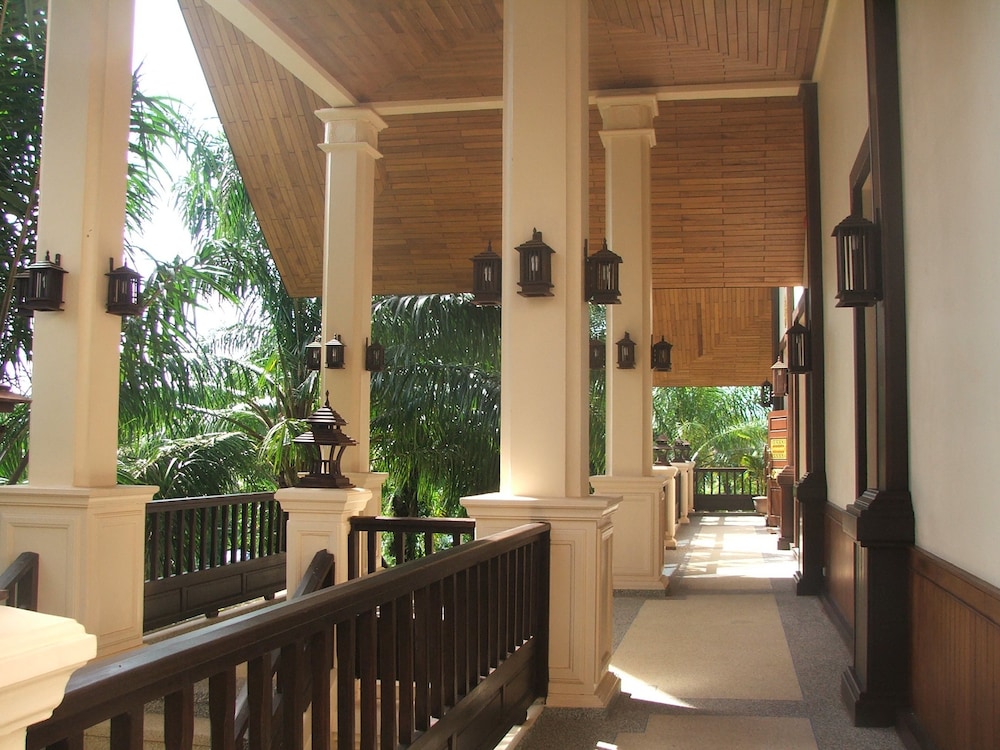 La Solaya Khao Lak 11/75