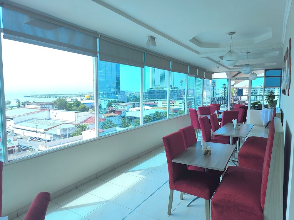 Bahia Suites 39/50