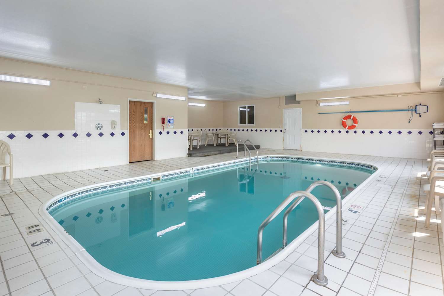 Comfort Inn Muscatine near Hwy 61 23/33