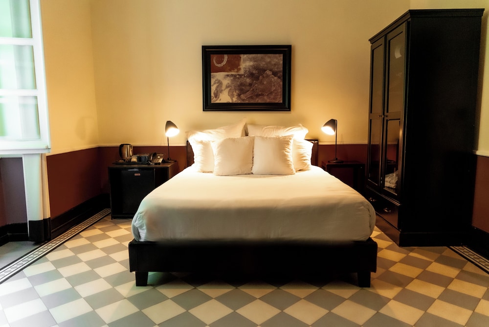 Hotel Roca Sundy 13/61