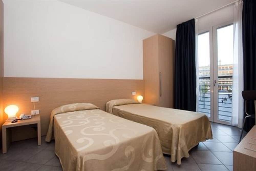 Hotel Eden 30/62