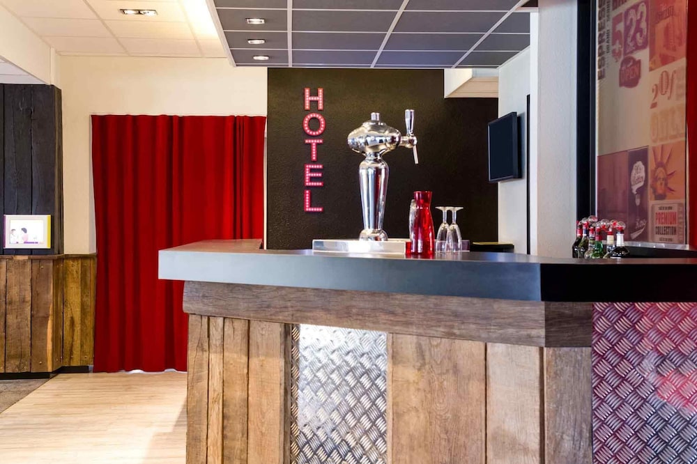 Ibis Styles Chartres 10/50