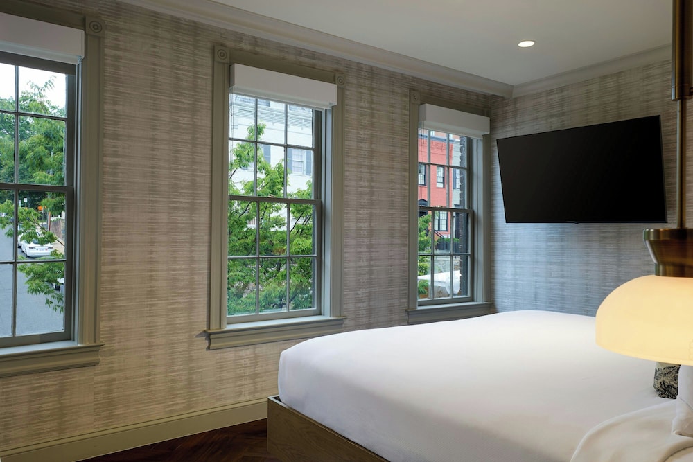 Canal House of Georgetown, a Tribute Portfolio Hotel 13/41