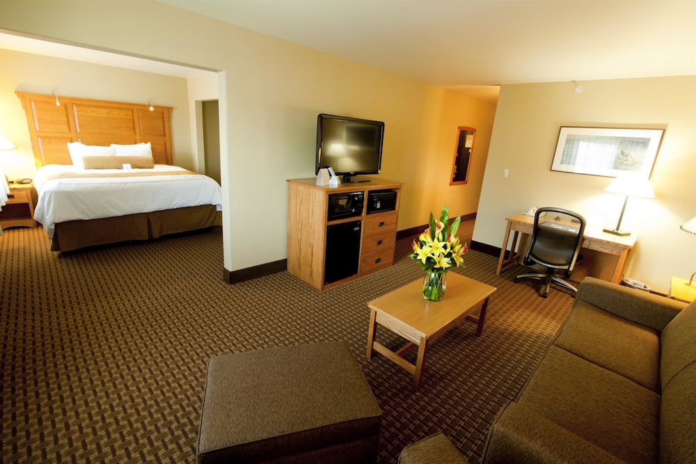 Best Western Plus Grantree Inn 42/52