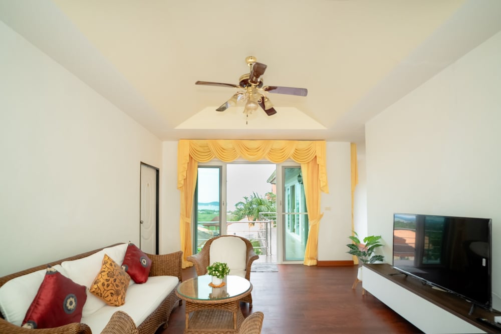 Baan Waru Seaview 37/50