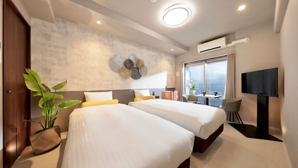 Dotombori Crystal Hotel 3 8/31