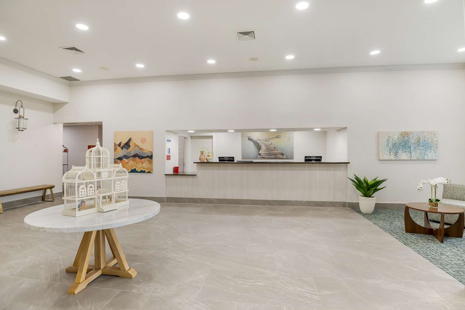 Best Western Plus Crossroads Inn & Suites 3/13