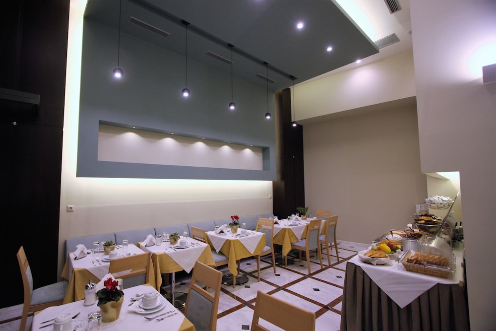 Morfeas Hotel 48/56